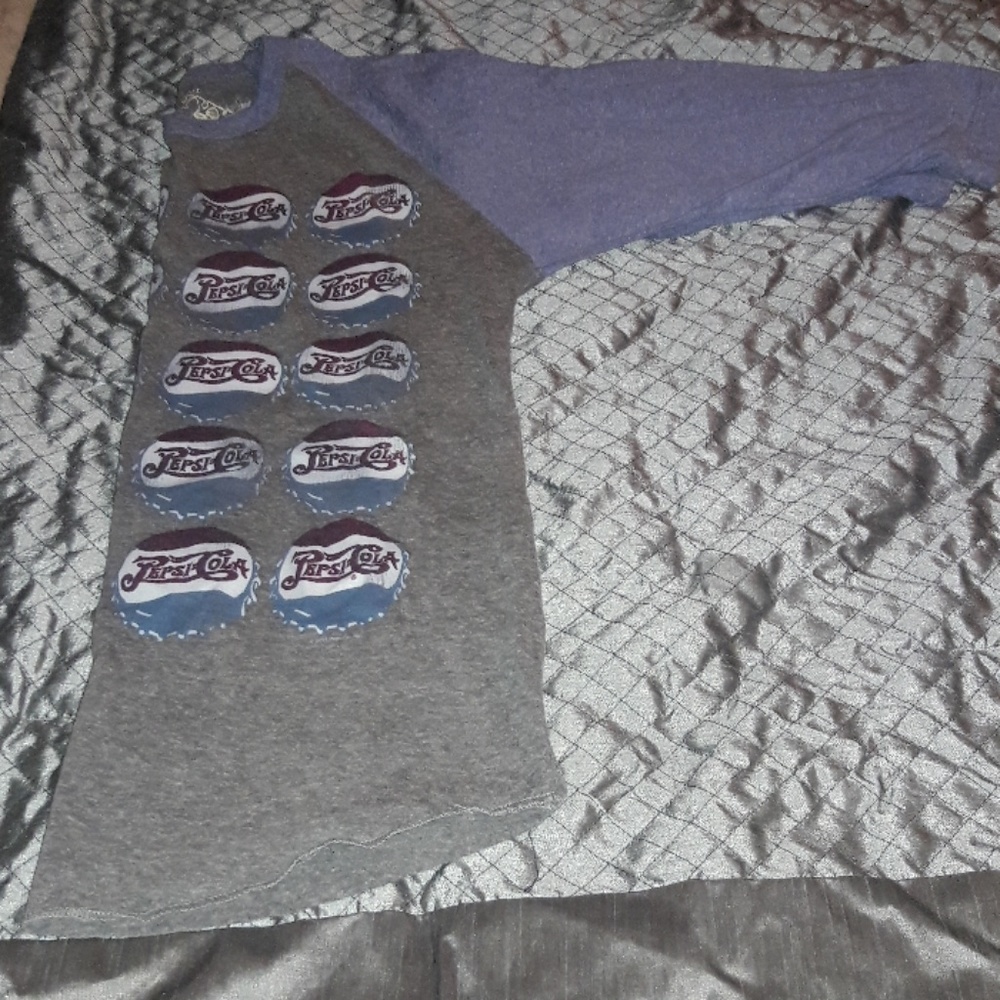 Men’s Pepsi Cola Bottle Cap Shirt 🚫 SOLD 🚫